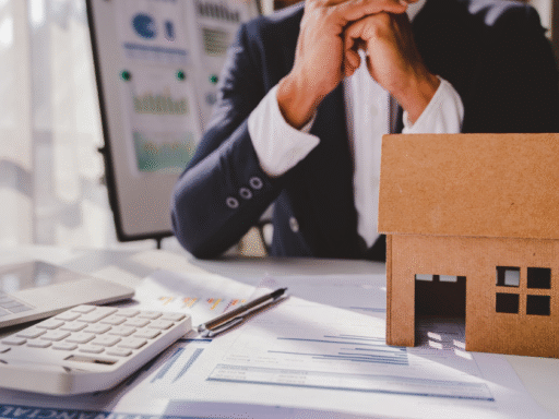 The Ultimate Guide To Mortgage Refinancing: Benefits And Pitfalls